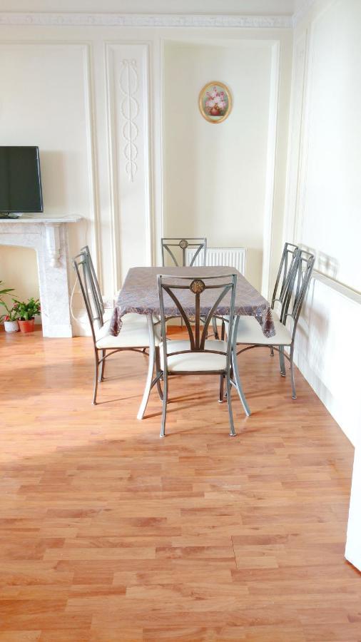 Apartment Full Nature Views Dancinglivingroom French Flat